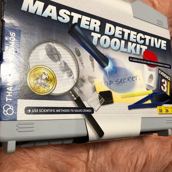 NWT Master detective kit - Picture 3 of 4